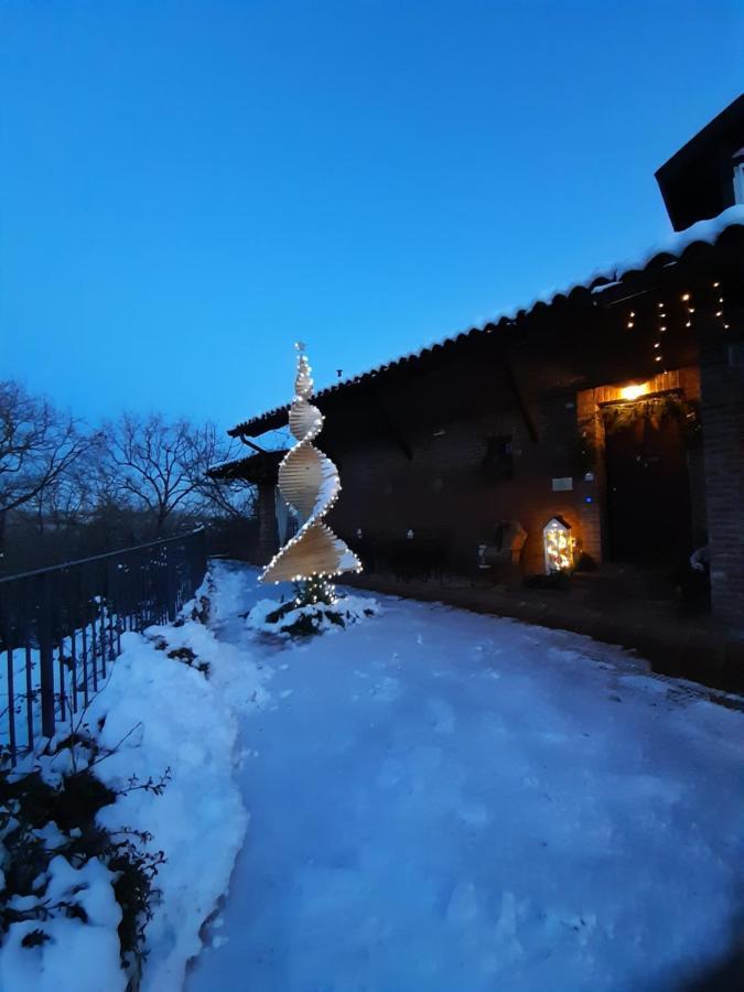 Tenuta Degli Angeli Rossi Asti Exterior photo